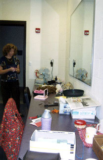 Actors enjoy spacious and convenient dressing room facilities.